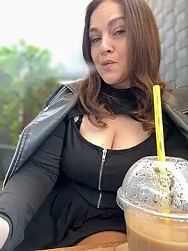 CrazyTori's Live XXX Chat