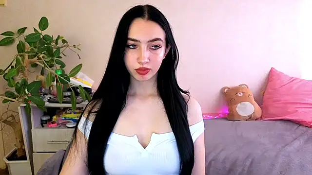 WildKittenX_ élő XXX-chatje