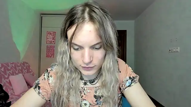 milliKira006's Webcam Show