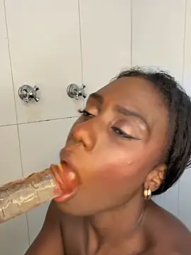 XXX chat uživo modela Zoe_Ravenn