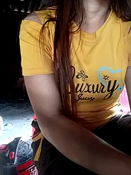 nat-tri's Live XXX Chat