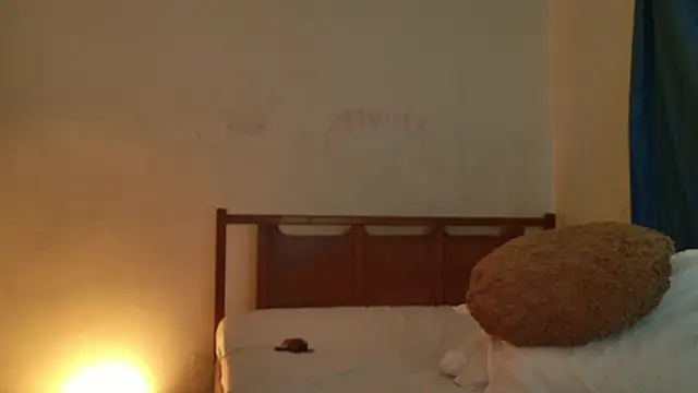 MoonLipsON-n Live XXX chat