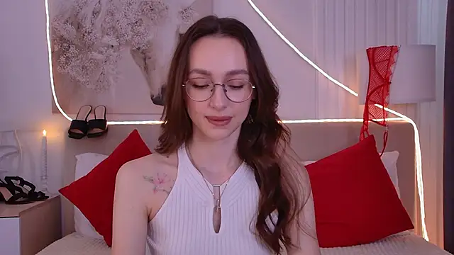 Emily_Simon Chat XXX live