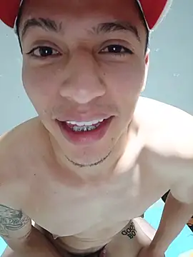 Mlkvzla's Live XXX Chat