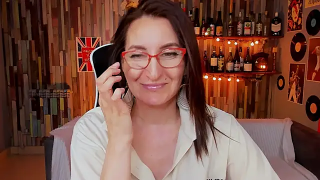 UnaTerra's Live XXX Chat