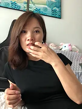 Mile-m's Live XXX Chat