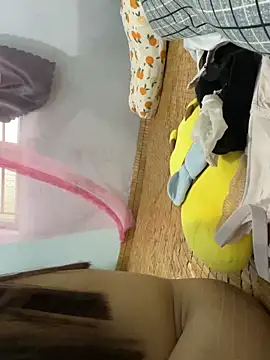 Ri_naa 在線直播表演