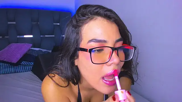 crazybaby_squirt's Live XXX Chat