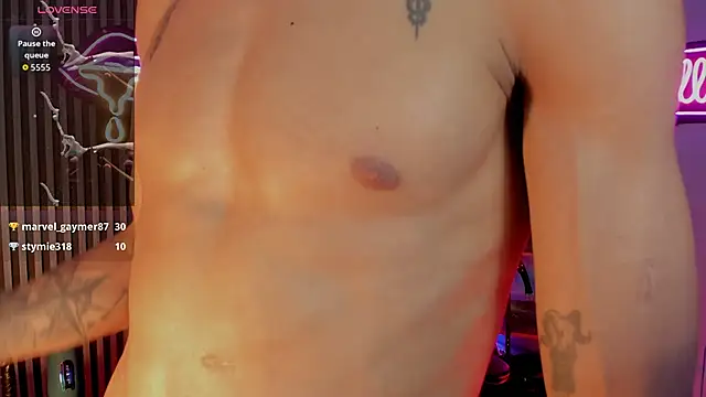 Maximoking26's Webcam Show
