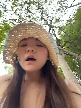 xiaochengzi505 即時 XXX 聊天