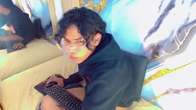 Chat XXX ao vivo de DaviidBuckx_