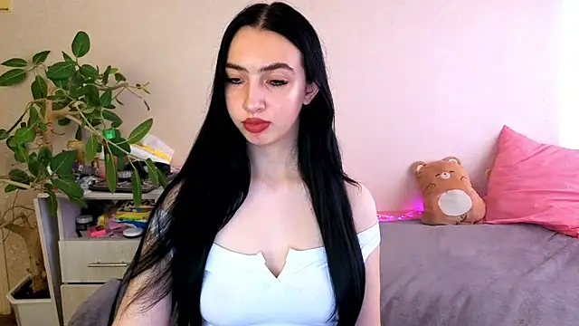 WildKittenX_'s Live XXX Chat