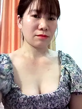 Chat +18 de Bondgirl_9 ao vivo