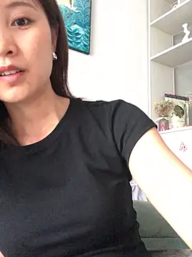 Mile-m's Live XXX Chat