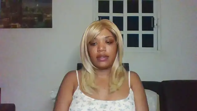 thekelliecapri Webcamshow