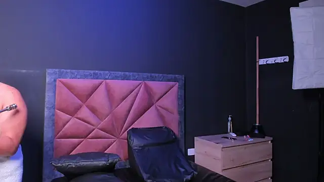XXX chat uživo modela Amy_whittee