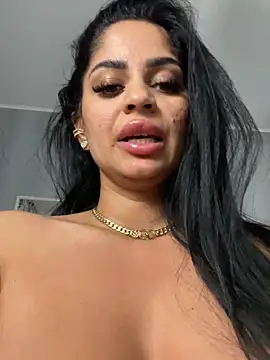 _adelle Chat XXX live