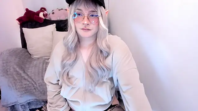 Show modela Omorimori na web-kameri