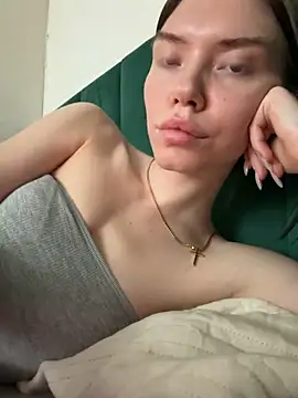 Lisaaa_Alisa's Live XXX Chat