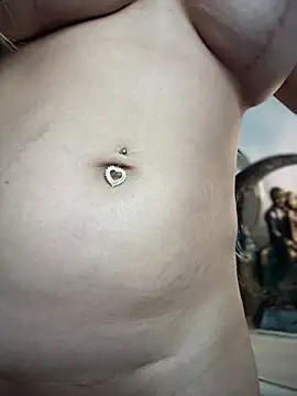 HotXMom_'s Live XXX Chat