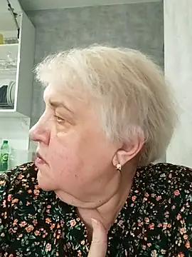 HapinessLovee's Live XXX Chat