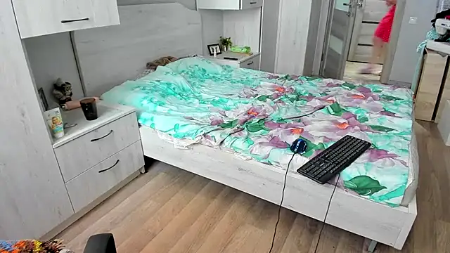 DUSSY_PUSSY's Live XXX Chat
