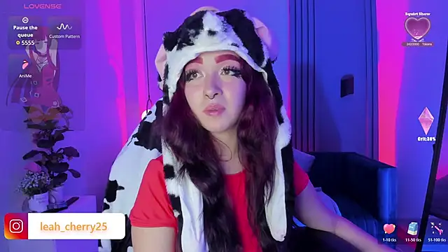 Leah_cherry live XXX chat