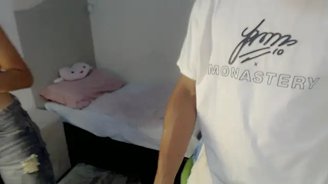 Nina_and_coby_'s Live XXX Chat