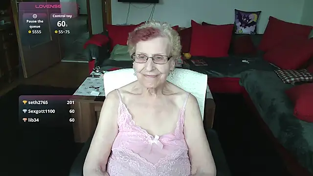 Chat XXX en directo de HeisseomaOriginal