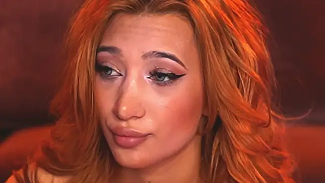 XXX chat uživo modela SiennaJayden