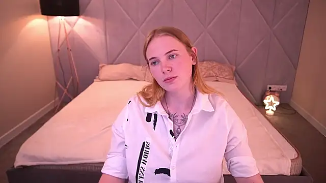 NikkyReyyyn Live XXX chat