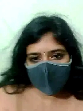 โชว์เว็บแคมของ Niharika_telugu143