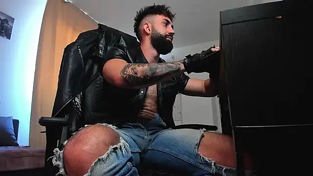 liamaesthetic 网络视讯表演