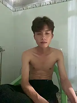 Nguyencuong1999's Webcam Show