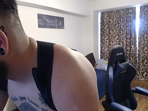 RelentlessNoir Show Webcam