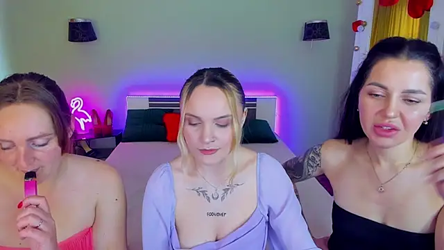 MagicEyess' Webcam Show