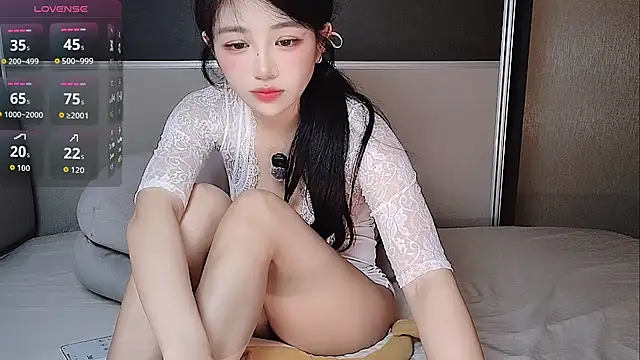 Lucky-lulu's Live XXX Chat