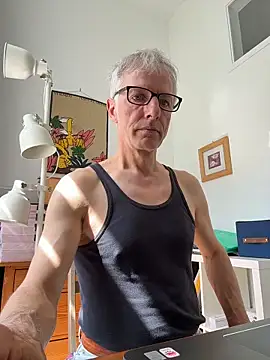 SexyLeon8's Live XXX Chat
