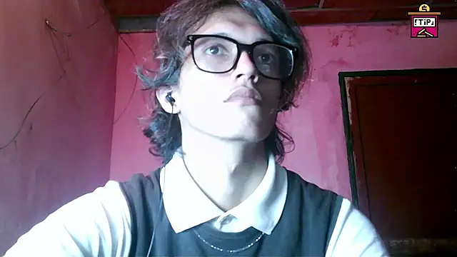 Онлайн чат XXX cherryuwu