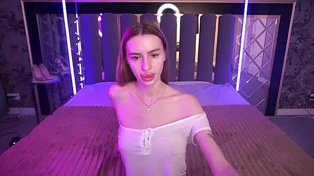 Snow_WhiteeeX's Live XXX Chat