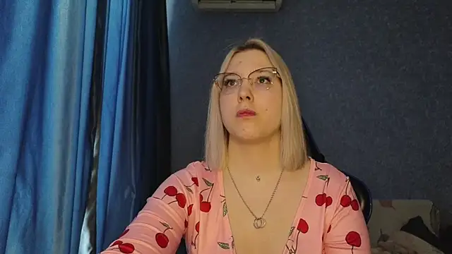 HotBrandyX's Live XXX Chat