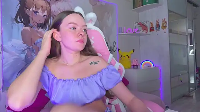 CheekySashaCharm live XXX chat