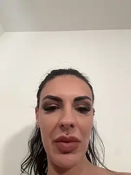 wwwdddccc1 라이브 XXX 채팅