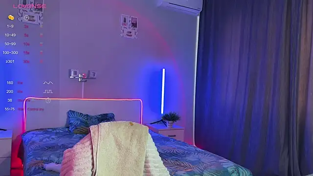 Katherine___Ross' Live XXX Chat