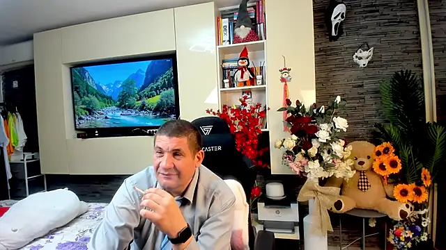 SpartacusDaddy48's Webcam Show