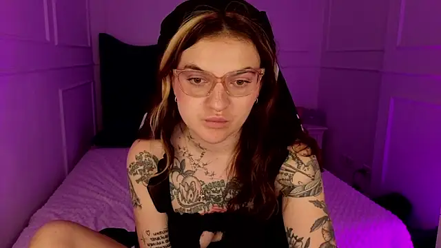 sashaglow_'s Live XXX Chat