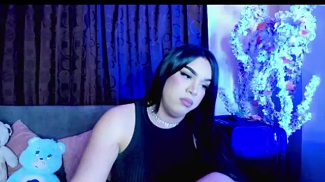linda_zaam83866 Adlı Modelin Web Kamerası Şovu