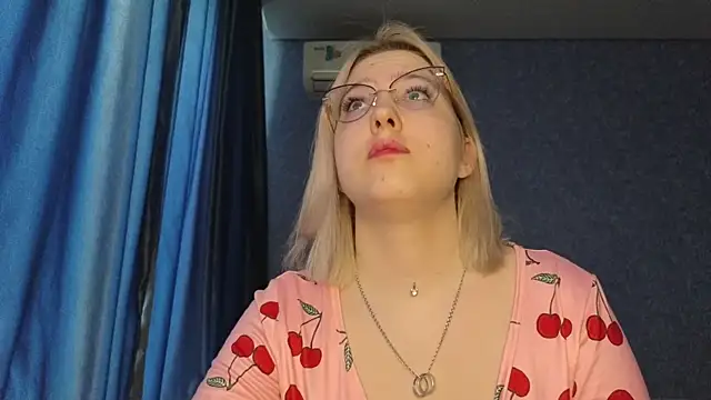 HotBrandyX Chat XXX live