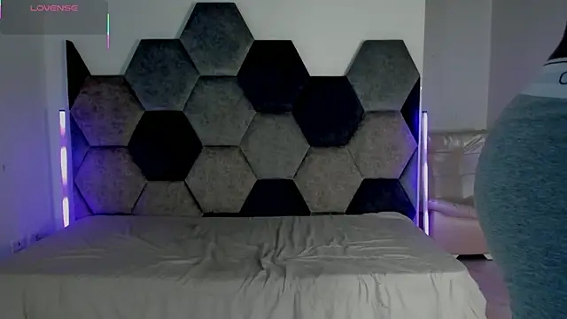 Latrellx7 Webcamshow