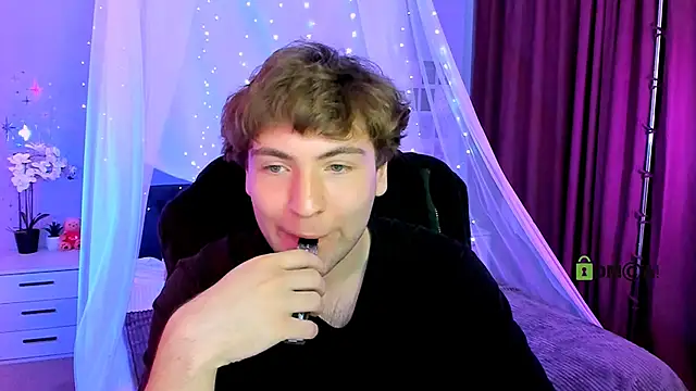 joseph_bear_'s Live XXX Chat